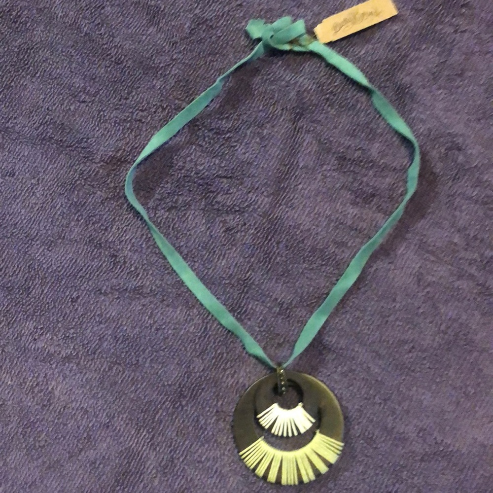 NWT Lucky brand necklace.